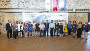 İzmir turizmde iddiasını büyütüyor