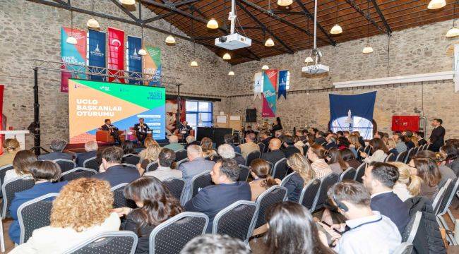 İzmir kültür politikalarını birlikte yazıyor