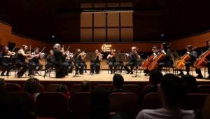 İzmir Oda Orkestrası’ndan unutulmaz gece