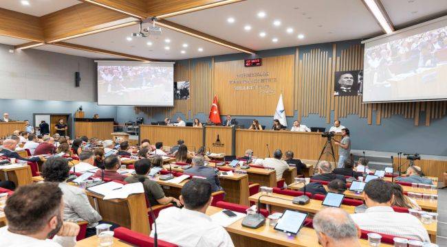Başkan Tugay’dan Karabağlar dönüşüm ve çöp sorunu için Ankara çağrısı