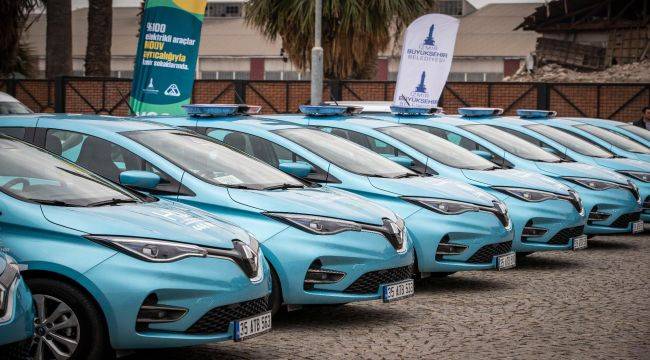 İzmir’in elektrikli araç filosuyla 25 milyon lira tasarruf