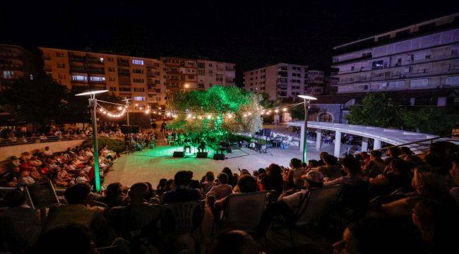 Zeytin ağacının altında “Gece Makamı” ezgileri