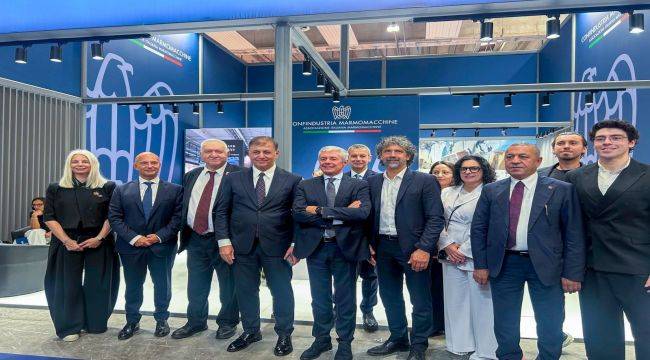 Başkan Tugay’dan İtalya’da Marble İzmir temasları