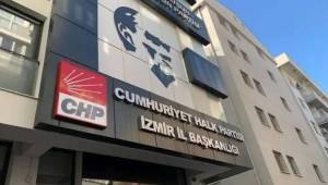 CHP İzmir Gençlik Kolları’nda yeni yönetim belli oldu: Hamzaali Mutlugüneş’in A Takımı açıklandı