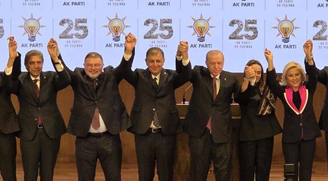 Dün olduğu gibi bugün de İzmir’in sorunlarına çözüm üretmek için çalışıyoruz''